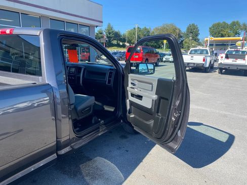 Used 2019 RAM 1500 Tradesman w/ Popular Equipment Group RWD image 18