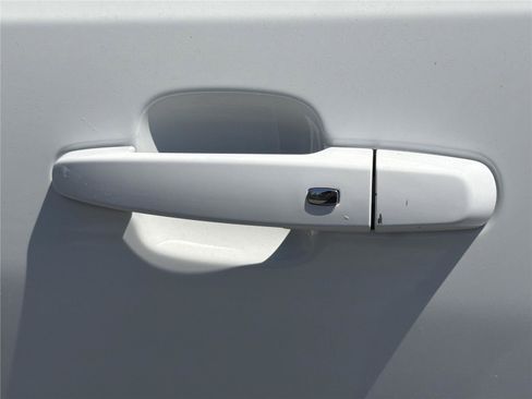 Used 2023 GMC Acadia SLE w/ Driver Convenience Package FWD image 36