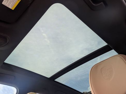 New 2026 Porsche Cayenne image 26