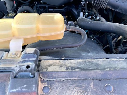Used 2004 Ford F250 XL RWD image 32