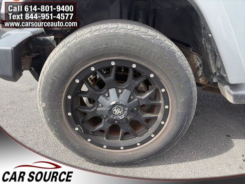 Used 2012 Jeep Wrangler Sahara w/ Trailer Tow Group image 23