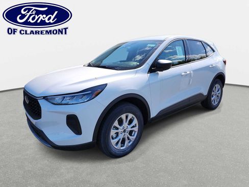 New 2026 Ford Escape Active w/ Tech Pack #1 AWD/4WD image 1