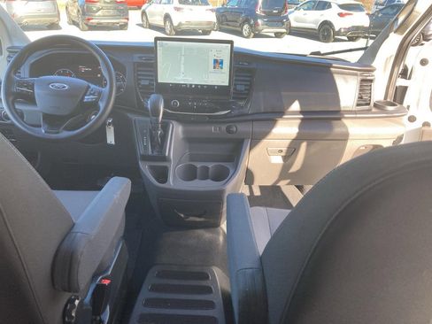 Used 2023 Ford Transit 350 XLT image 18