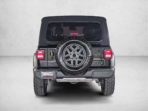 Used 2024 Jeep Wrangler Sport S image 7