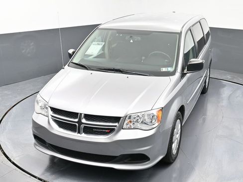 Used 2017 Dodge Grand Caravan SE w/ Power Window Group image 40