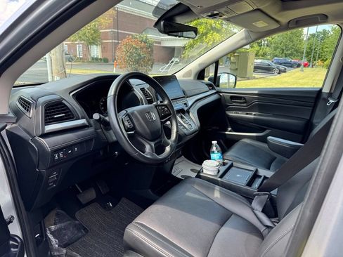 Used 2025 Honda Odyssey EX-L image 10