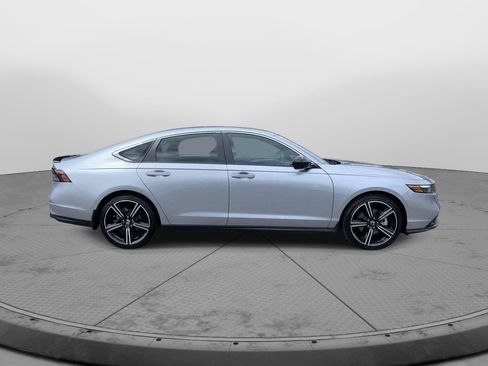 Certified 2025 Honda Accord Sport image 2