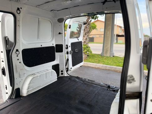 Used 2021 Nissan NV200 S w/ Back Door Glass Package FWD image 19