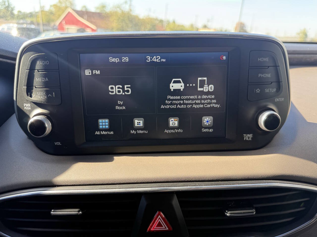 Used 2020 Hyundai Santa Fe SEL w/ Convenience + Premium Package FWD image 25