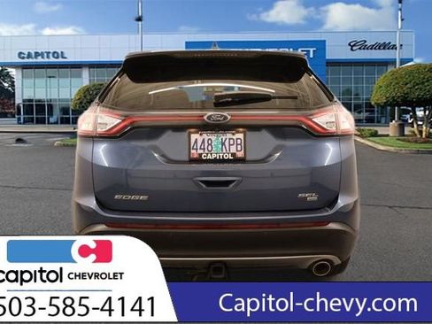 Used 2018 Ford Edge SEL w/ Class II Trailer Tow Package AWD/4WD image 4