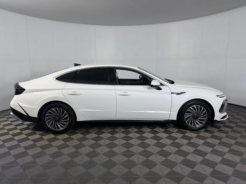 Used 2025 Hyundai Sonata SEL FWD image 6