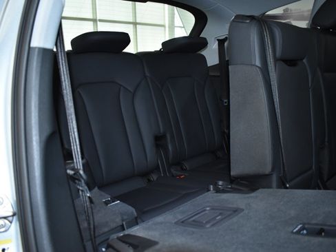 Used 2023 Audi Q7 2.0T Premium Plus w/ Premium Plus Package image 31