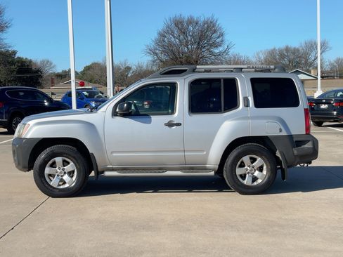 Used 2009 Nissan Xterra S w/ X Gear Pkg image 2