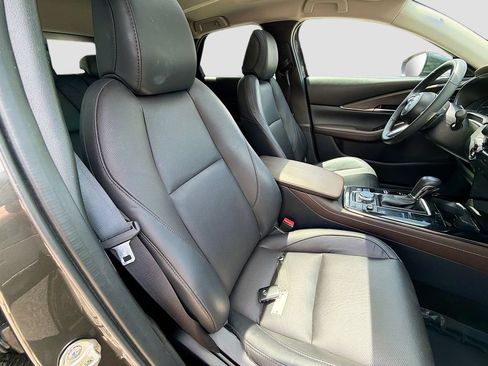 Used 2024 MAZDA CX-30 AWD 2.5 S w/ Premium Package image 32