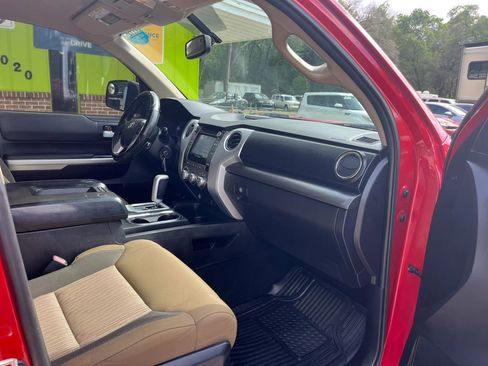 Used 2016 Toyota Tundra SR5 w/ SR5 Upgrade Package image 27