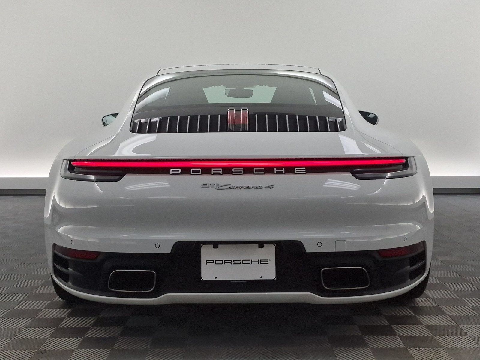 Certified 2024 Porsche 911 Carrera 4 AWD/4WD image 11