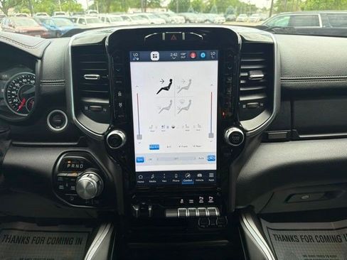 Used 2022 RAM 1500 Laramie AWD/4WD image 22