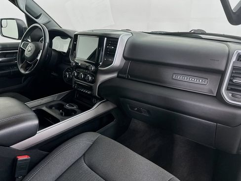 Used 2022 RAM 1500 Big Horn AWD/4WD image 35