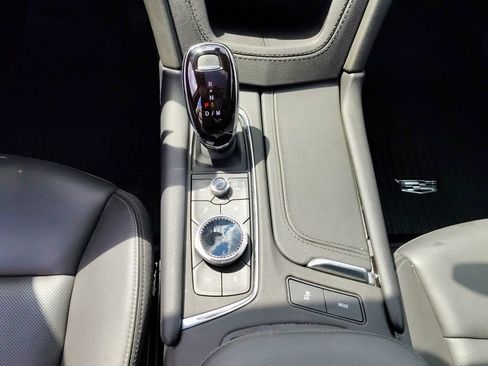 Used 2024 Cadillac XT6 Premium Luxury w/ LPO, Floor Liner Package AWD/4WD image 47