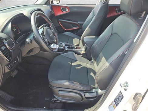 Used 2023 Kia Soul GT-Line FWD image 15