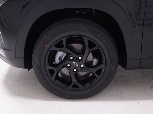 New 2026 Chevrolet Trax LT image 11