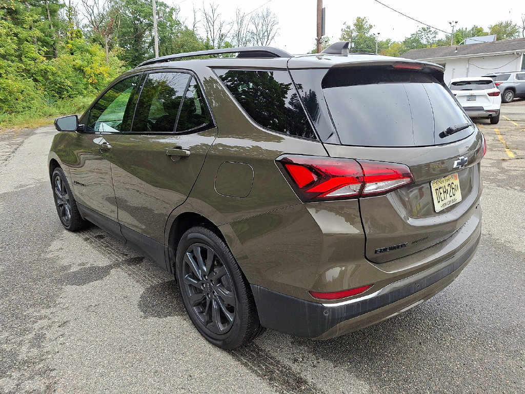 Used 2023 Chevrolet Equinox RS AWD/4WD image 5