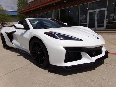 Used 2026 Chevrolet Corvette Z06 image 3