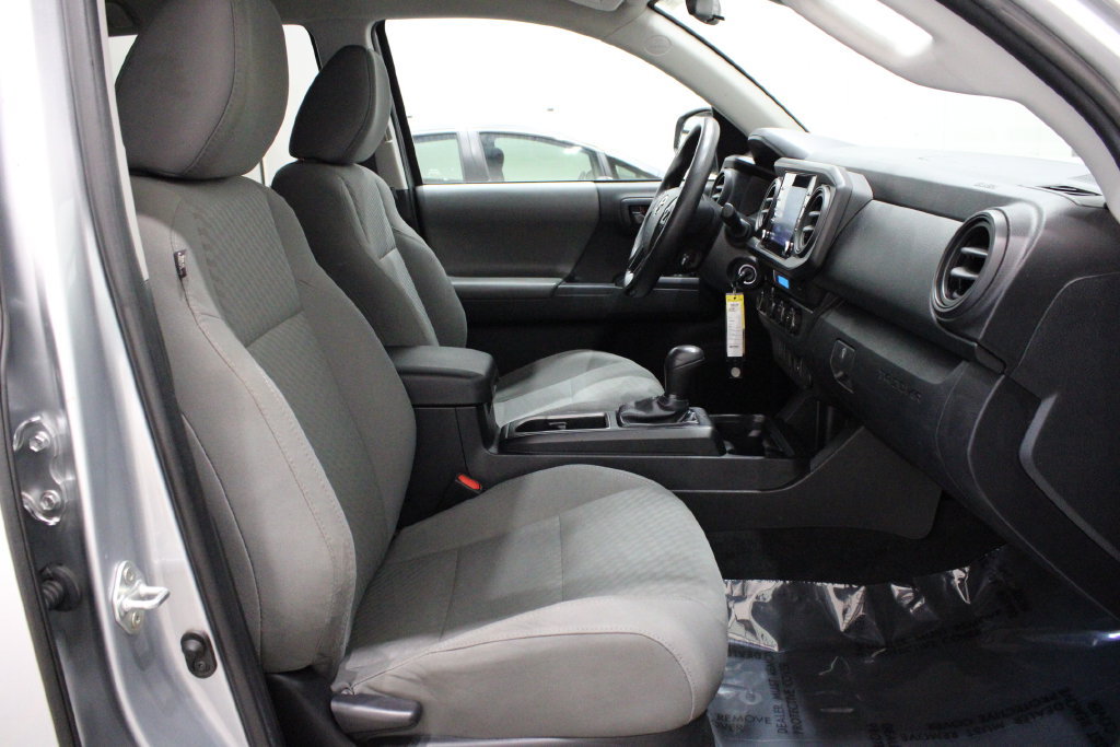Used 2023 Toyota Tacoma SR AWD/4WD image 40