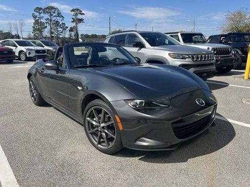 Used 2020 MAZDA MX-5 Miata Grand Touring image 6