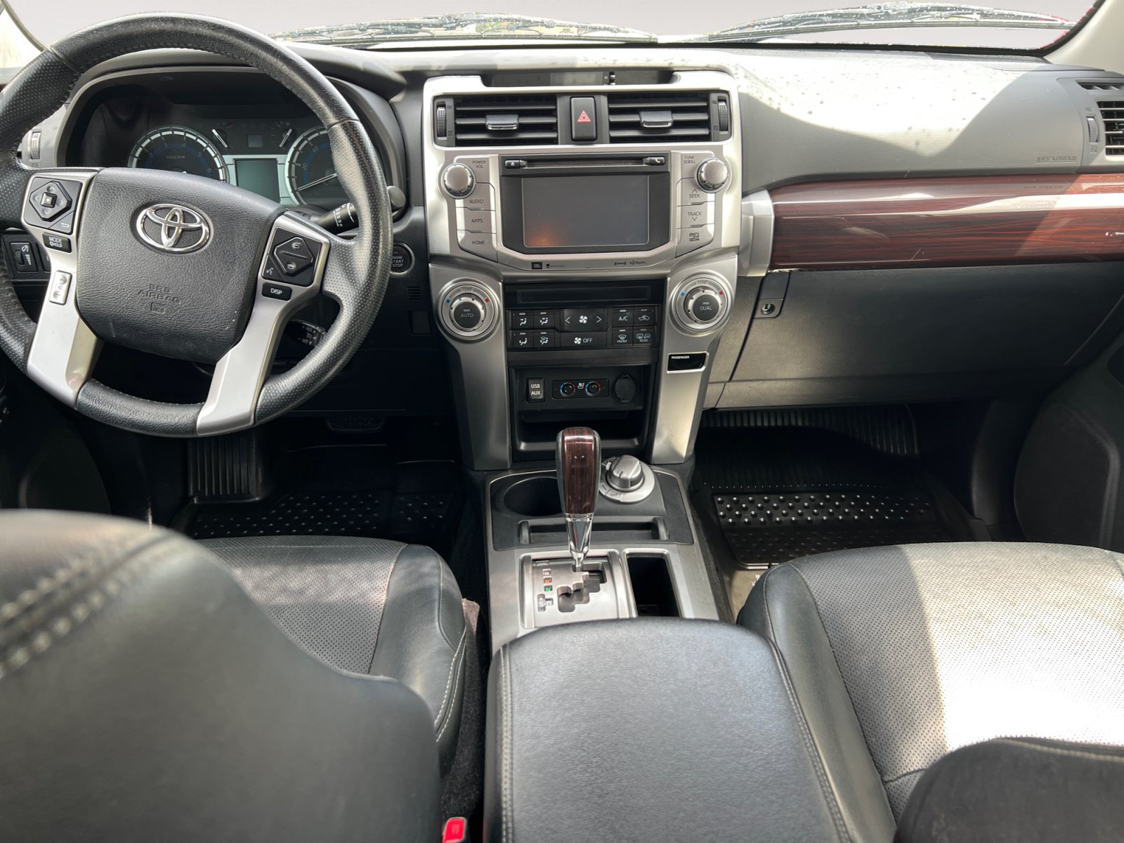 Used 2016 Toyota 4Runner Limited AWD/4WD image 10
