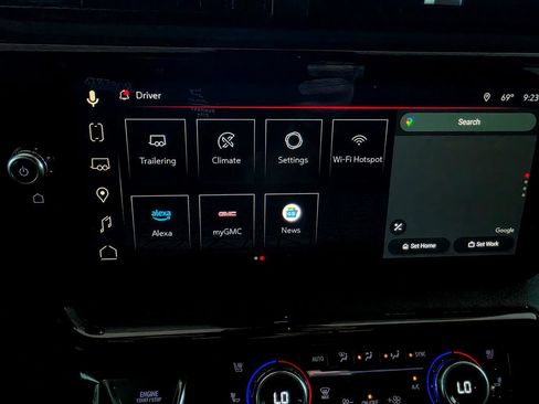 Used 2023 GMC Sierra 1500 AT4 w/ Technology Package AWD/4WD image 64
