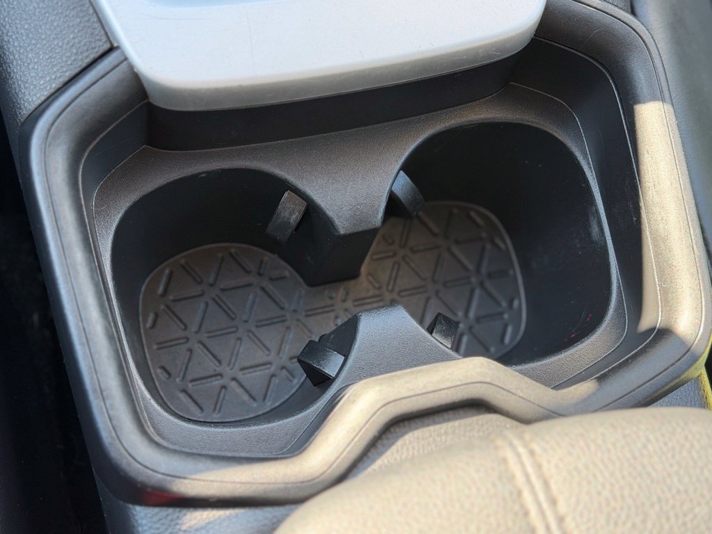 Used 2021 Toyota RAV4 XLE Premium AWD/4WD image 21