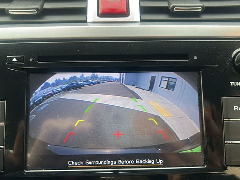 Used 2019 Subaru Outback 2.5i AWD/4WD image 31
