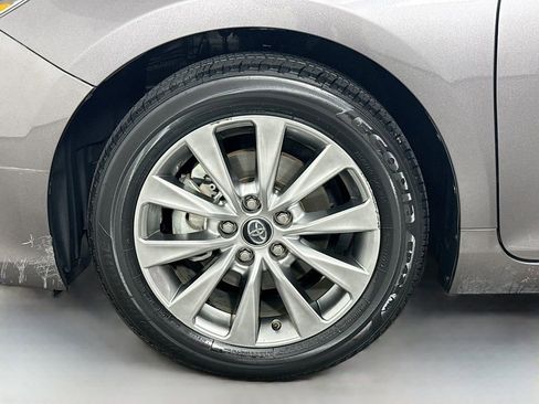 Used 2016 Toyota Camry XLE image 19