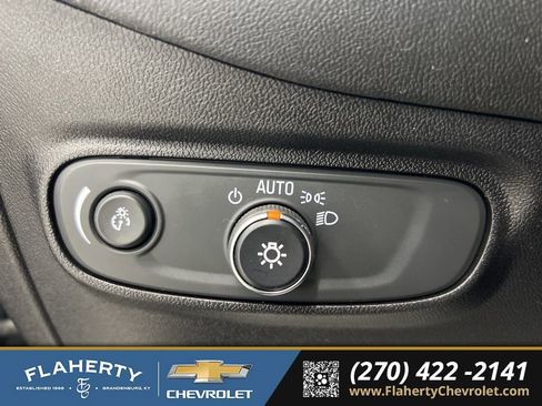 Used 2019 Chevrolet Equinox LT image 24