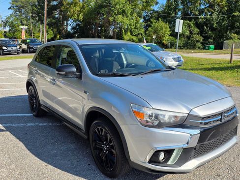 Used 2018 Mitsubishi Outlander Sport LE image 4