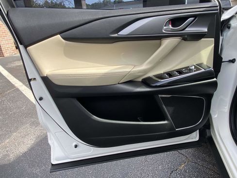 Used 2019 MAZDA CX-9 Touring w/ Touring Premium Package image 23