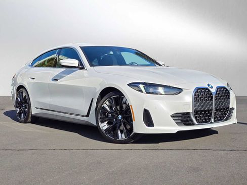 New 2026 BMW 430i xDrive w/ Premium Package image 1