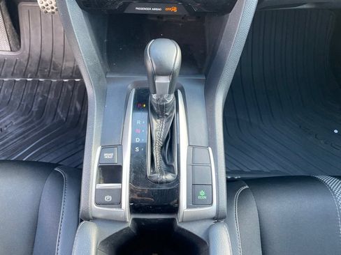 Used 2020 Honda Civic Sport image 12