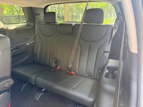 Used 2025 Hyundai Palisade SEL FWD image 29