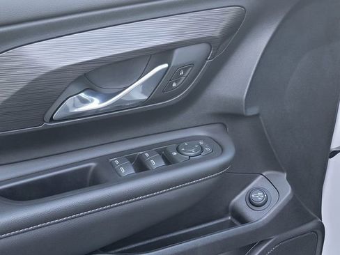 Certified 2023 GMC Terrain SLE w/ Driver Convenience Package image 11