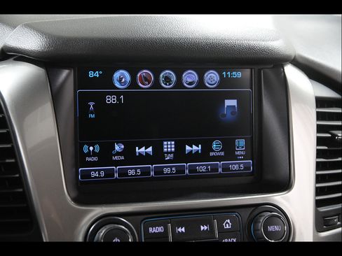 Used 2018 Chevrolet Tahoe Premier AWD/4WD image 11