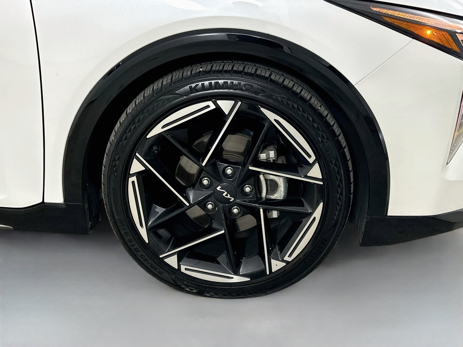 Used 2025 Kia K4 GT-Line w/ GT-Line Premium Package FWD image 10