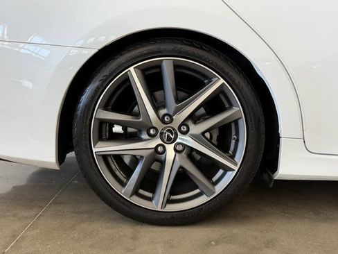 Used 2018 Lexus GS 350 F Sport w/ Preferred Accessory Package RWD image 9