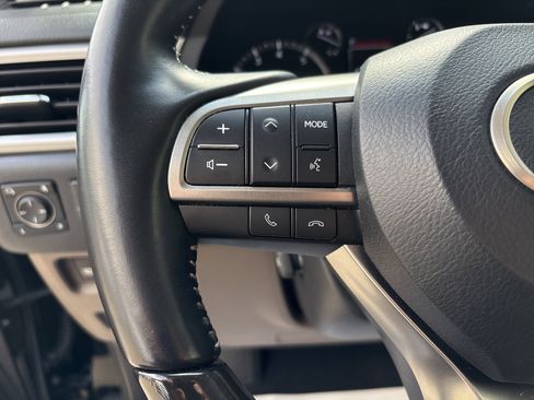 Certified 2022 Lexus GX 460 Luxury image 19