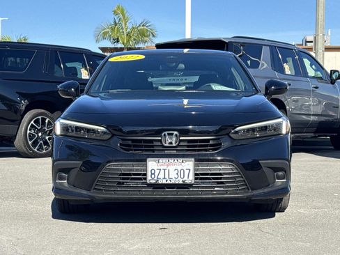 Used 2022 Honda Civic Sport image 2