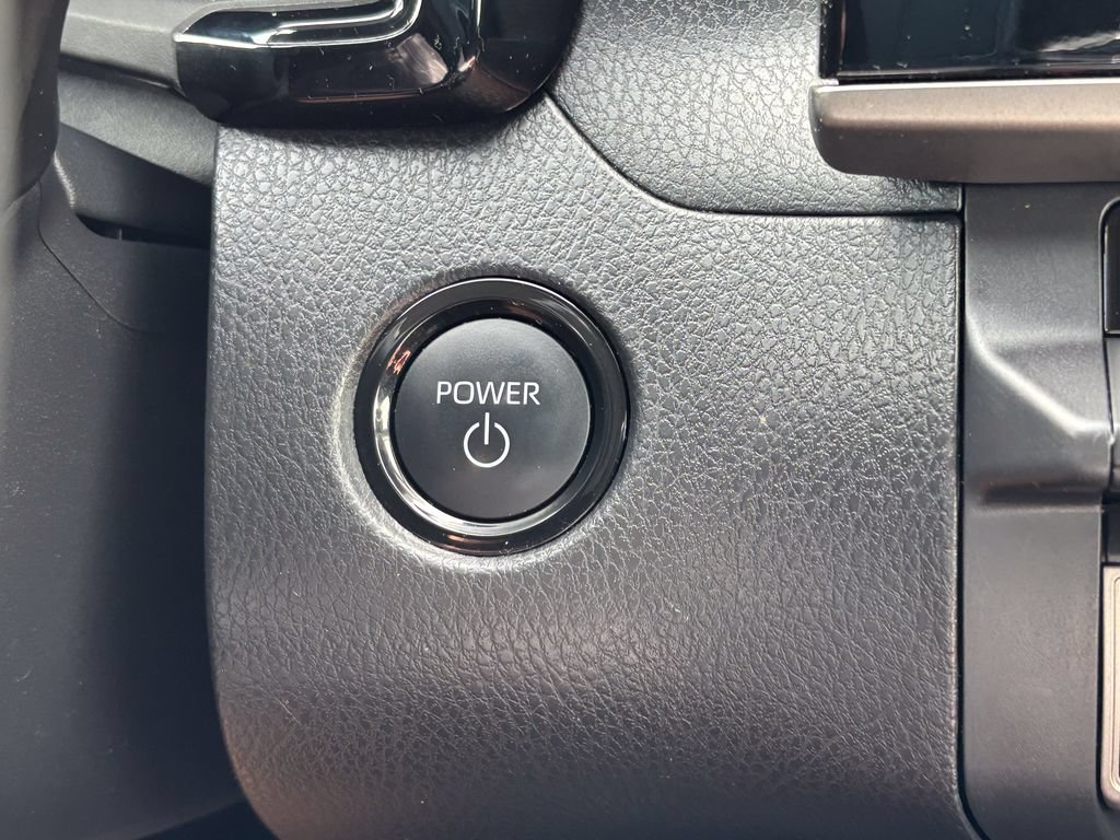 Used 2025 Toyota Camry LE FWD image 26