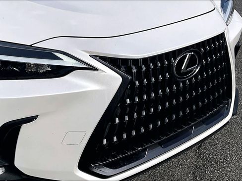 Used 2022 Lexus NX 250 FWD w/ Accessory Package 2 image 29