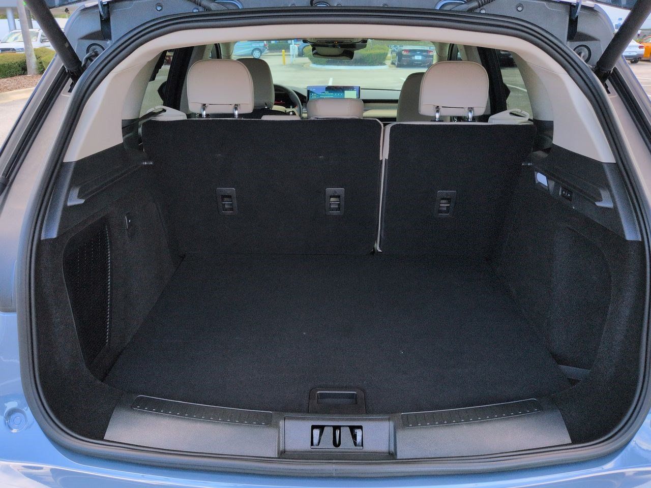 Used 2026 Lincoln Corsair Premiere FWD image 14