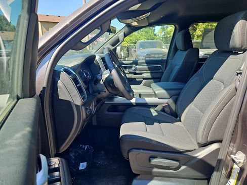 New 2026 RAM 1500 Big Horn AWD/4WD image 12